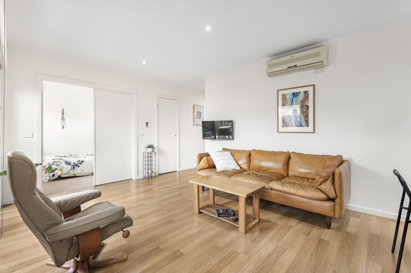 2/1 Palm Street, Thomastown