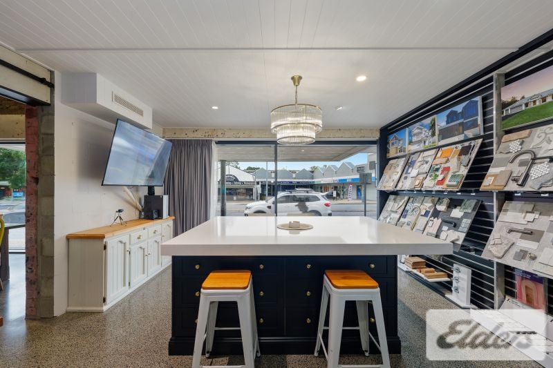 283 Logan Road, Stones Corner