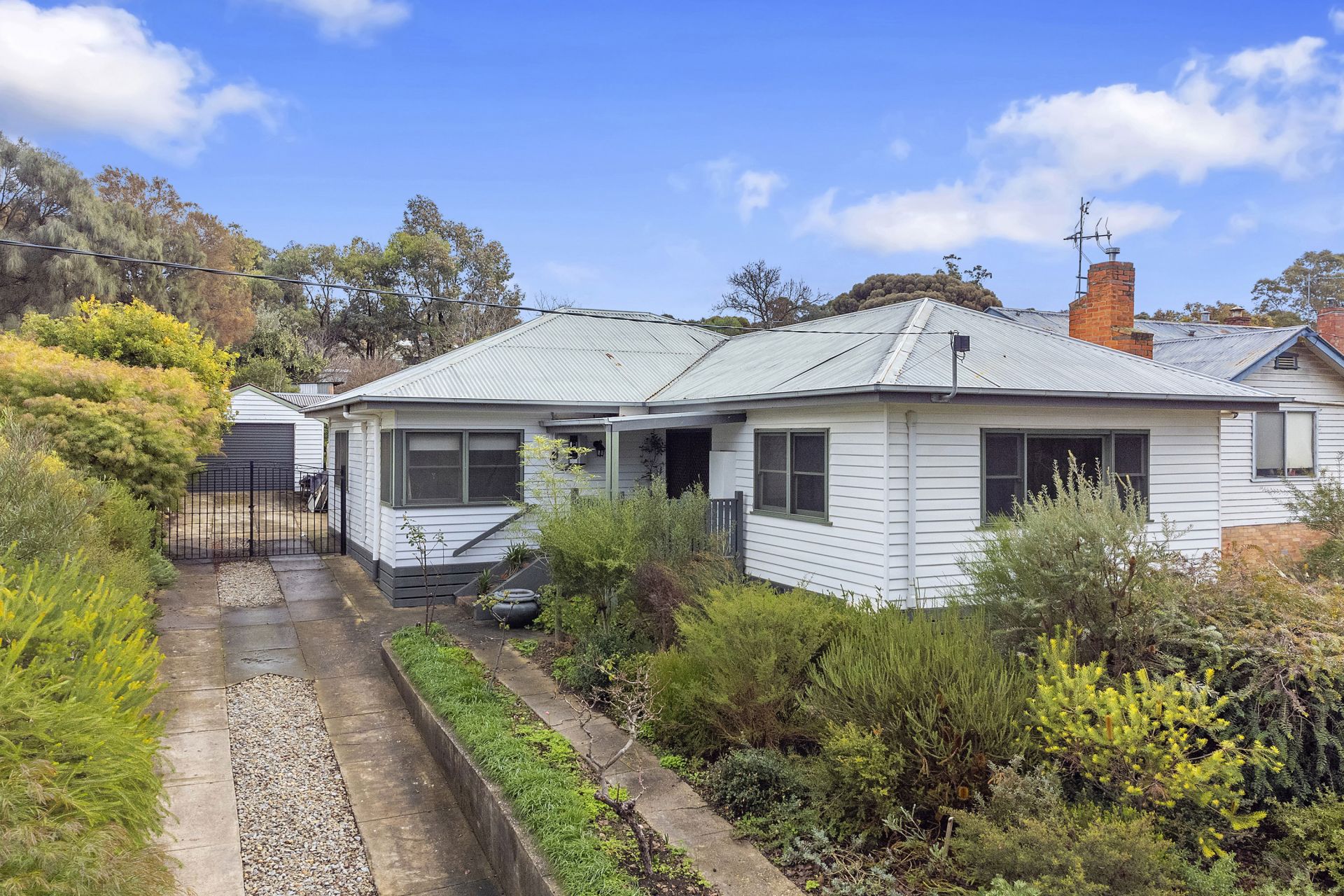 75 Gingell Street, Castlemaine, Castlemaine, Castlemaine - Thumbnail 2
