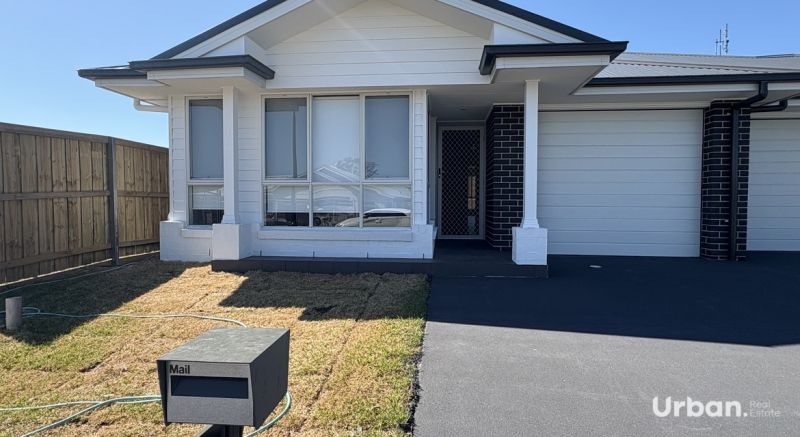 1/53 Malachite Street