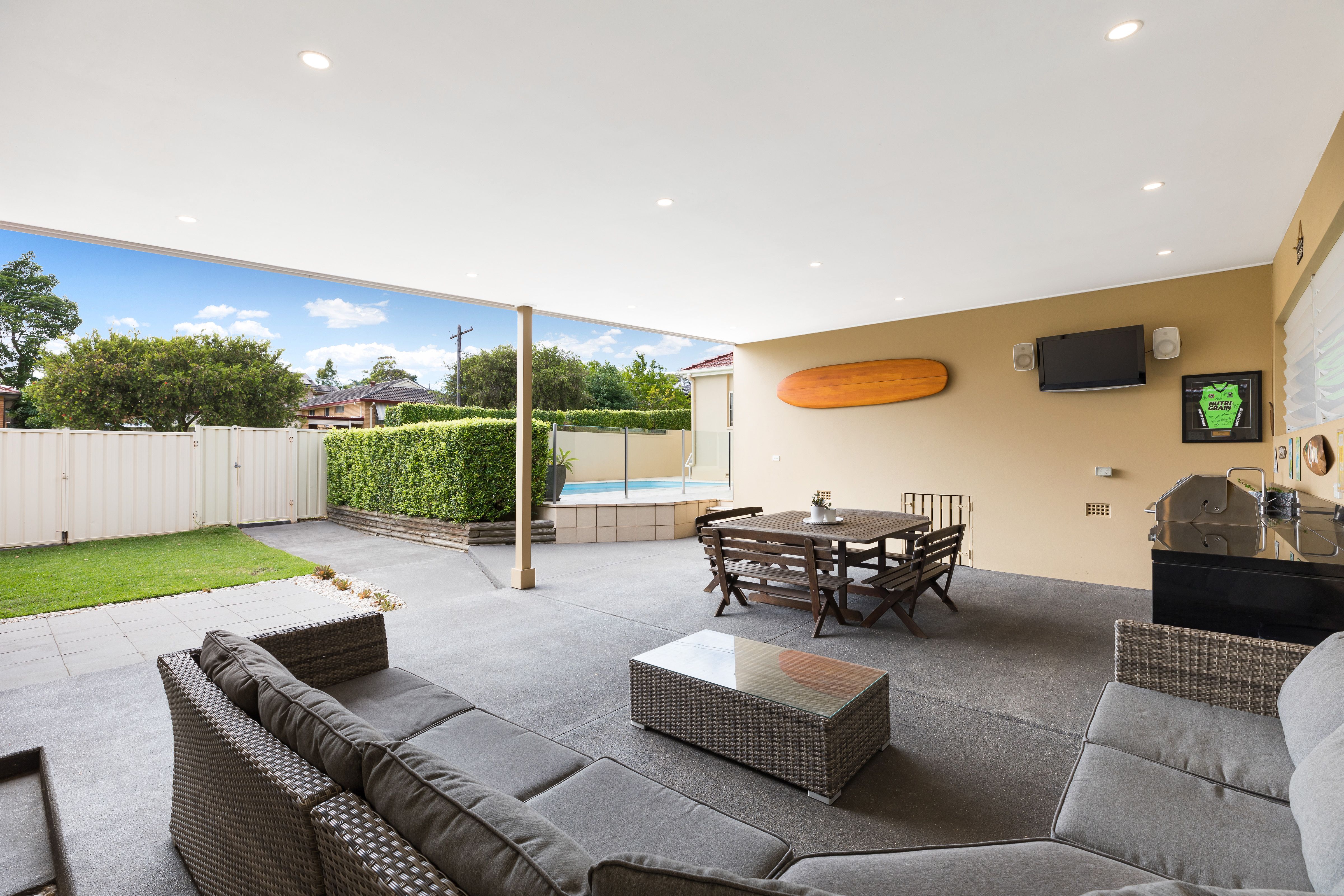 19 Caringbah Road WOOLOOWARE 2230