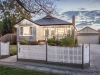 22 Rialton Avenue, Blackburn North, Blackburn North - Thumbnail 2