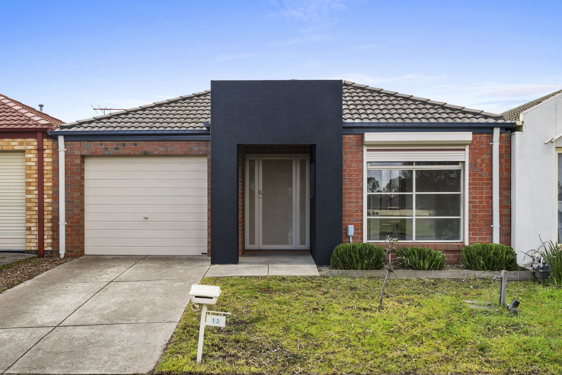 STYLISH HOME IN A PRIME LOCATION