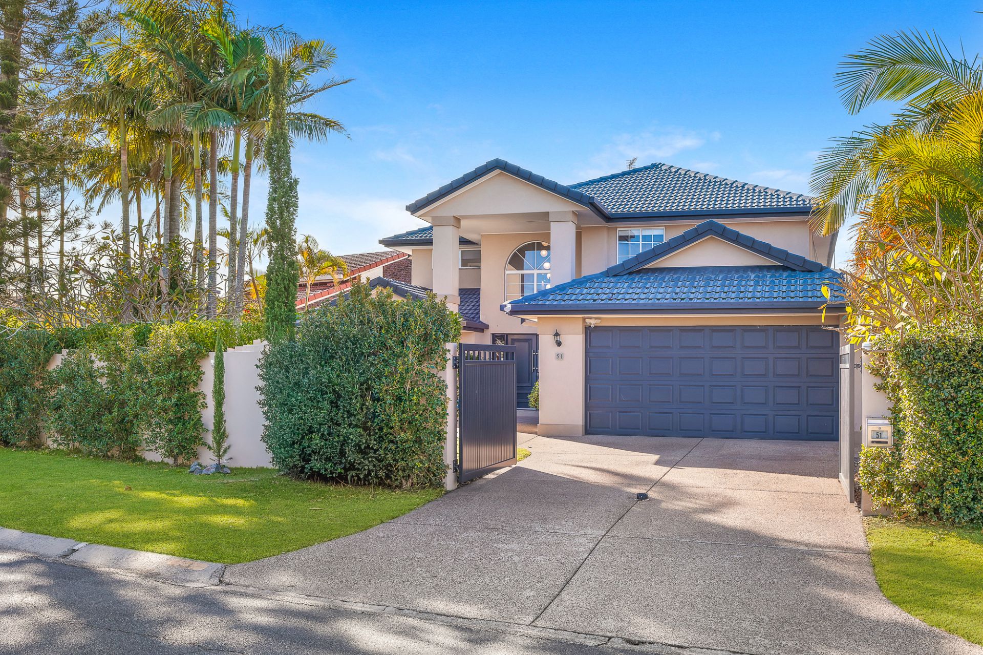 51 Tradewinds Avenue, Paradise Point QLD 4216, Paradise Point - Image 1