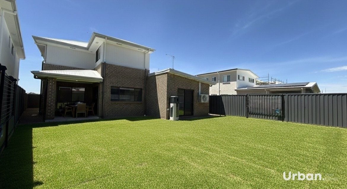 Oran Park 12 Chesterman Loop