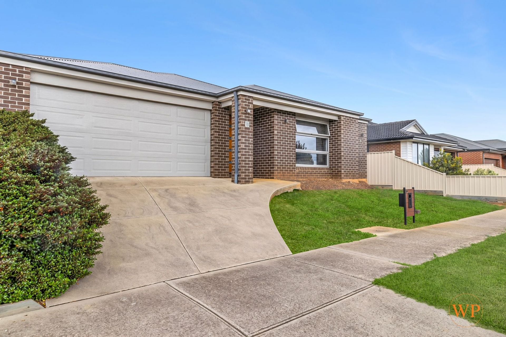 10 Hakea Street BROADFORD VIC, Broadford - Thumbnail 2