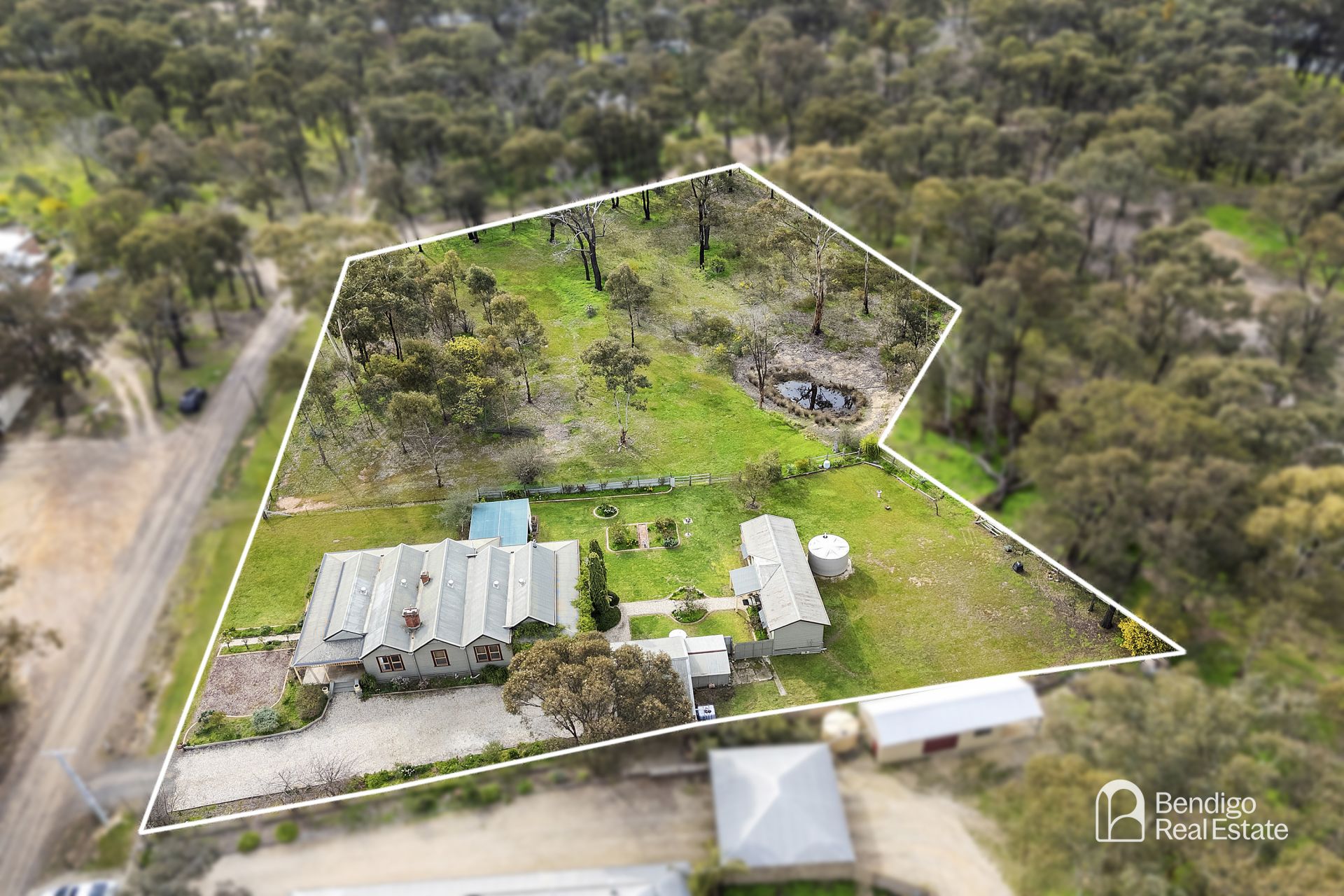 16 Hill Street Eaglehawk VIC, Eaglehawk - Thumbnail 3