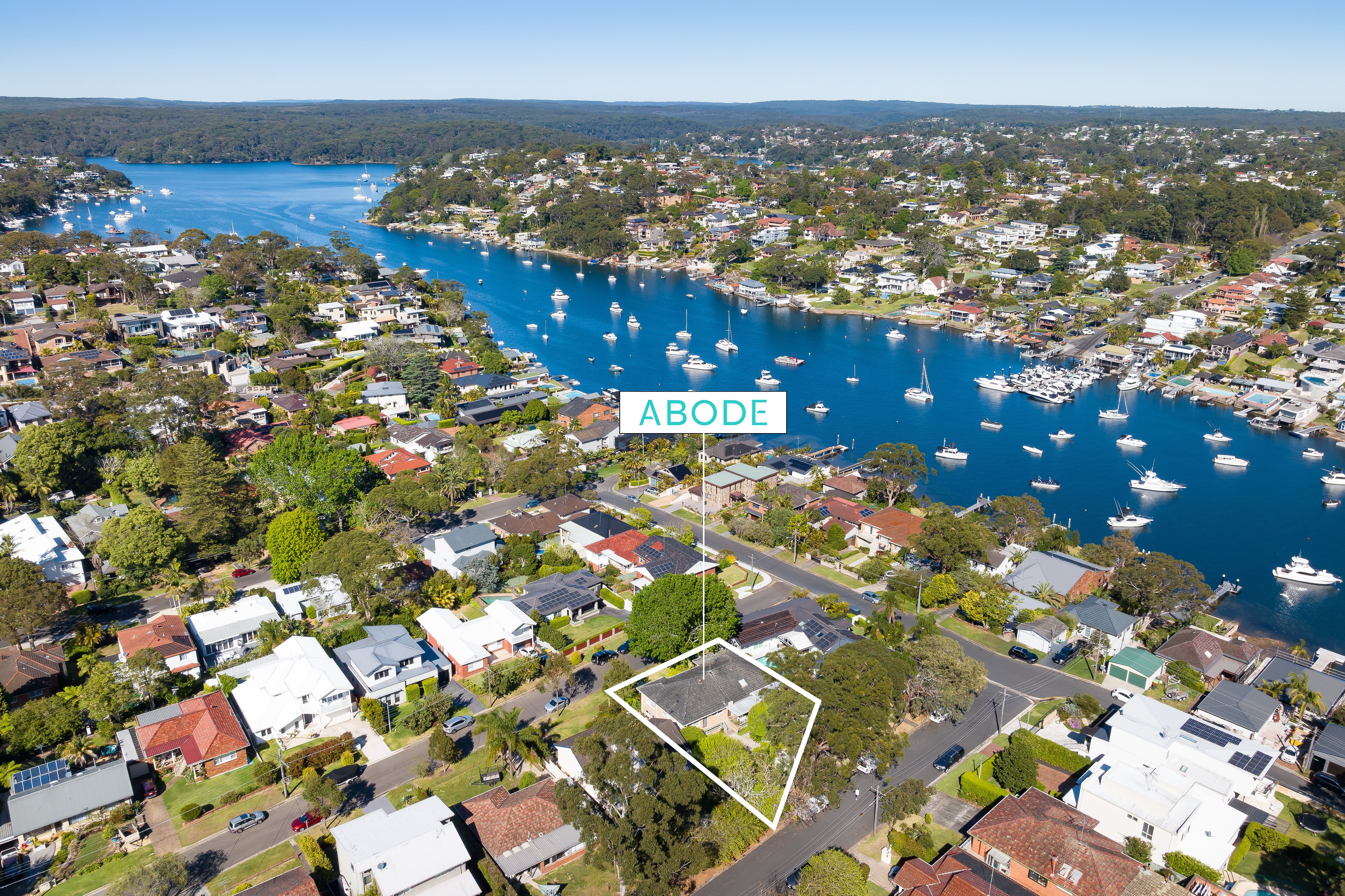 19 Amitaf Avenue CARINGBAH SOUTH 2229