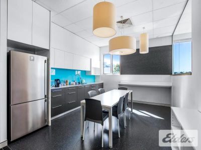 BLUE CHIP OFFICE/SHOWROOM