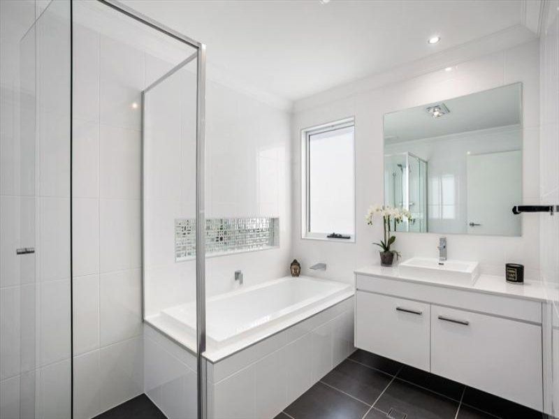 35 Whitehaven Street, GREENHILLS BEACH, Greenhills Beach - Thumbnail 4