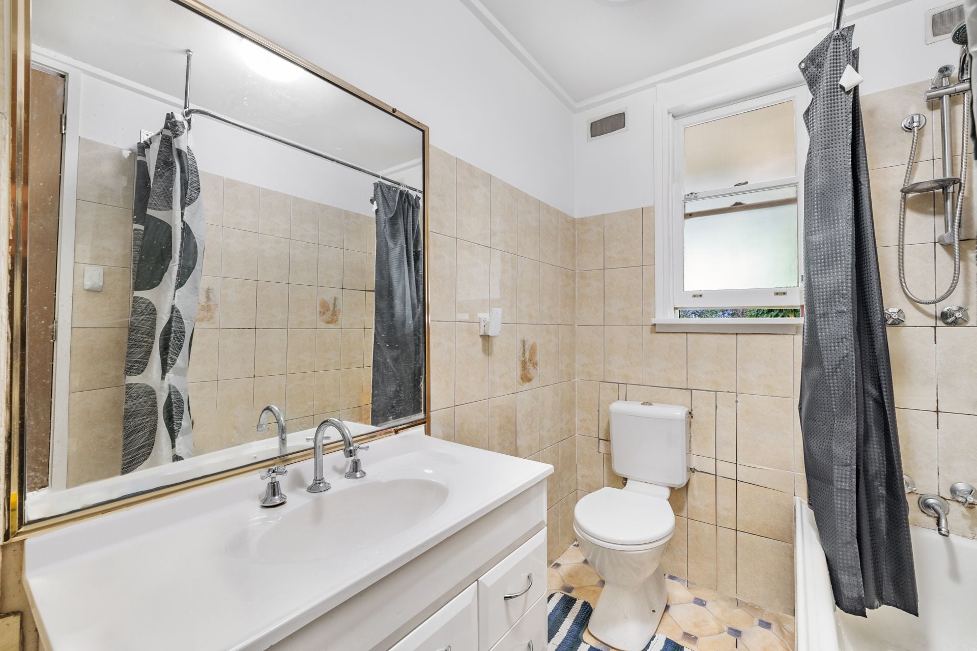 119 Donald Road, Queanbeyan, Queanbeyan - Thumbnail 7