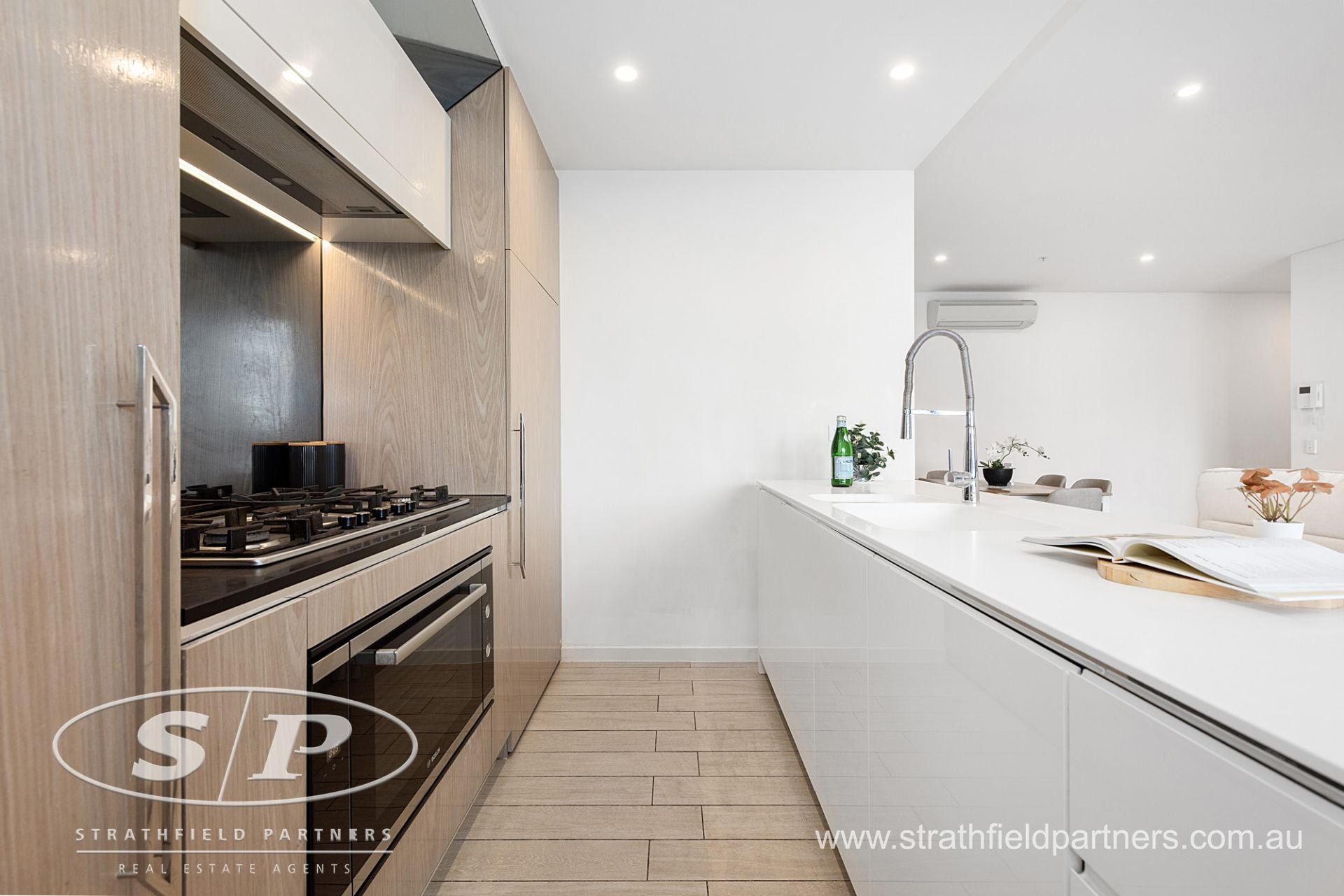 454/1D Burroway Road, Wentworth Point, Wentworth Point - Thumbnail 4