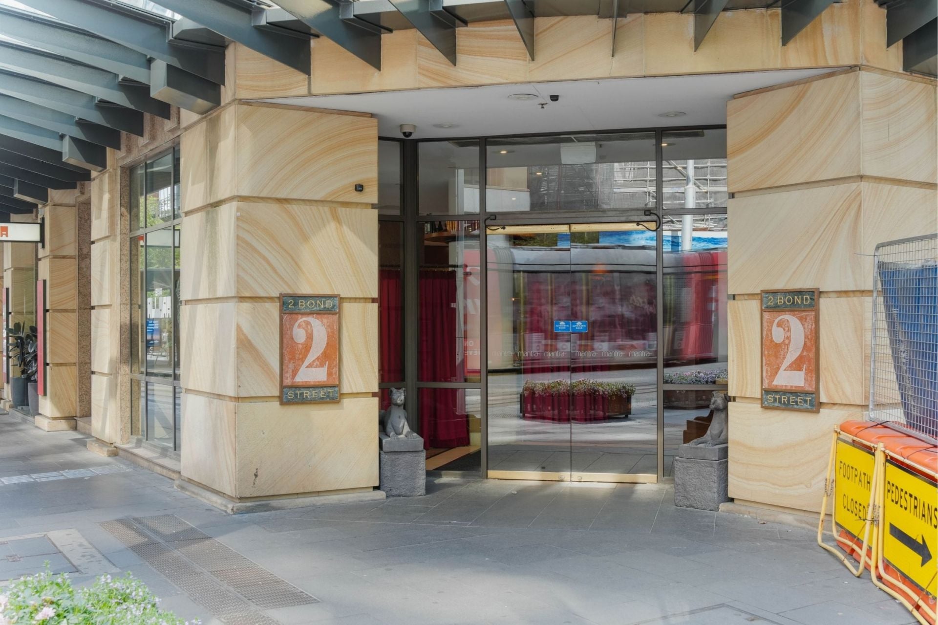 146/2 Bond Street, Sydney, Sydney - Thumbnail 2