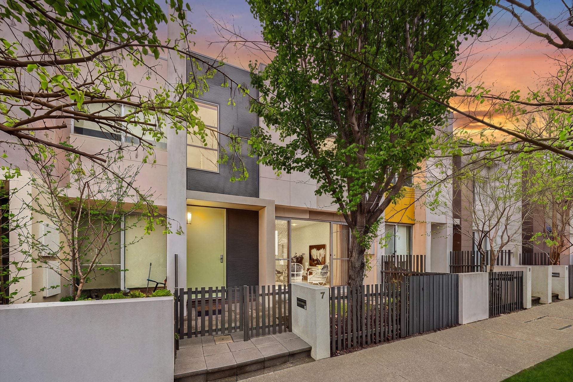 7 Dobikin Street, Crace ACT, Crace - Image 1