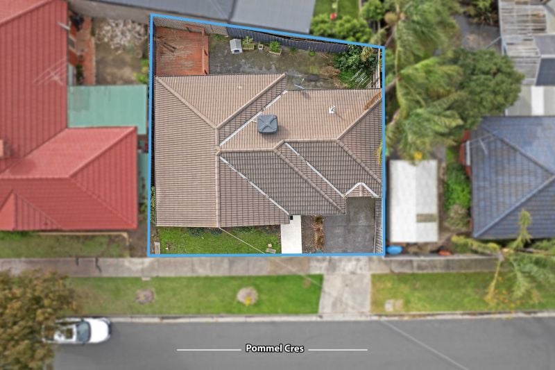22 Pommel Crescent, Epping