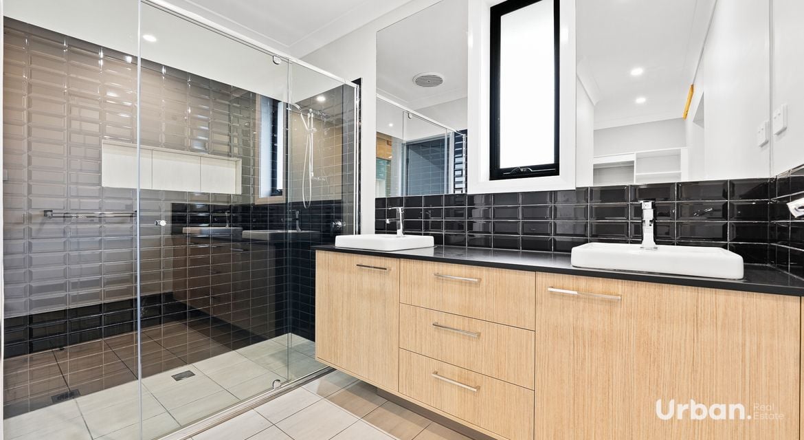 Minto 8 Torbreck Street