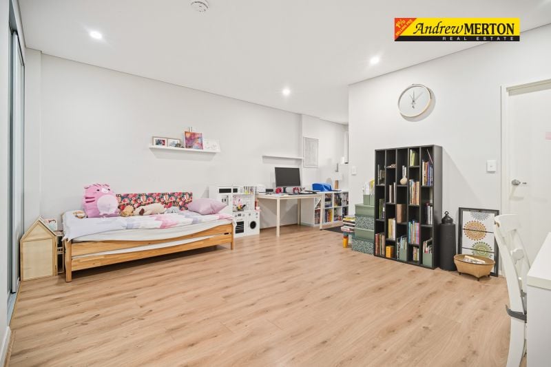 102/25 Railway Road, Quakers Hill