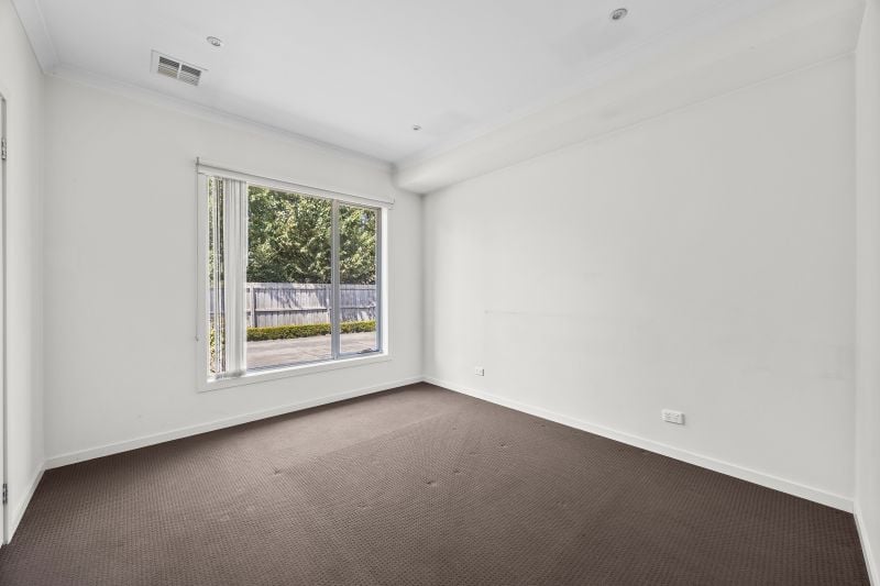 4/16 Young Street, Epping