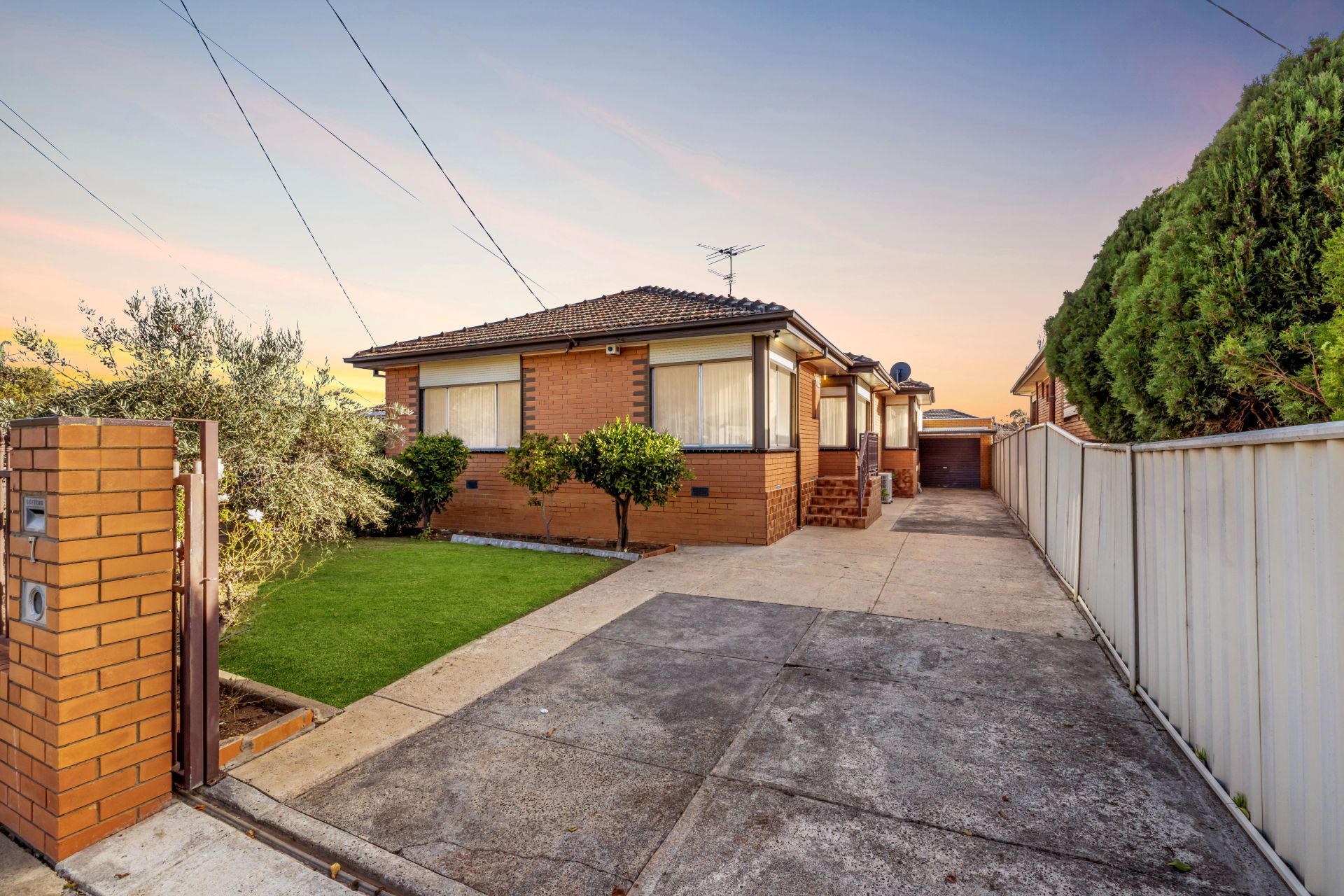 Spacious Family Living in a Quiet Court Location