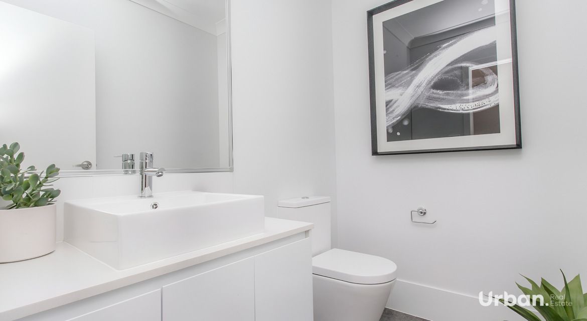 Bardia 79 Ingleburn Gardens Drive