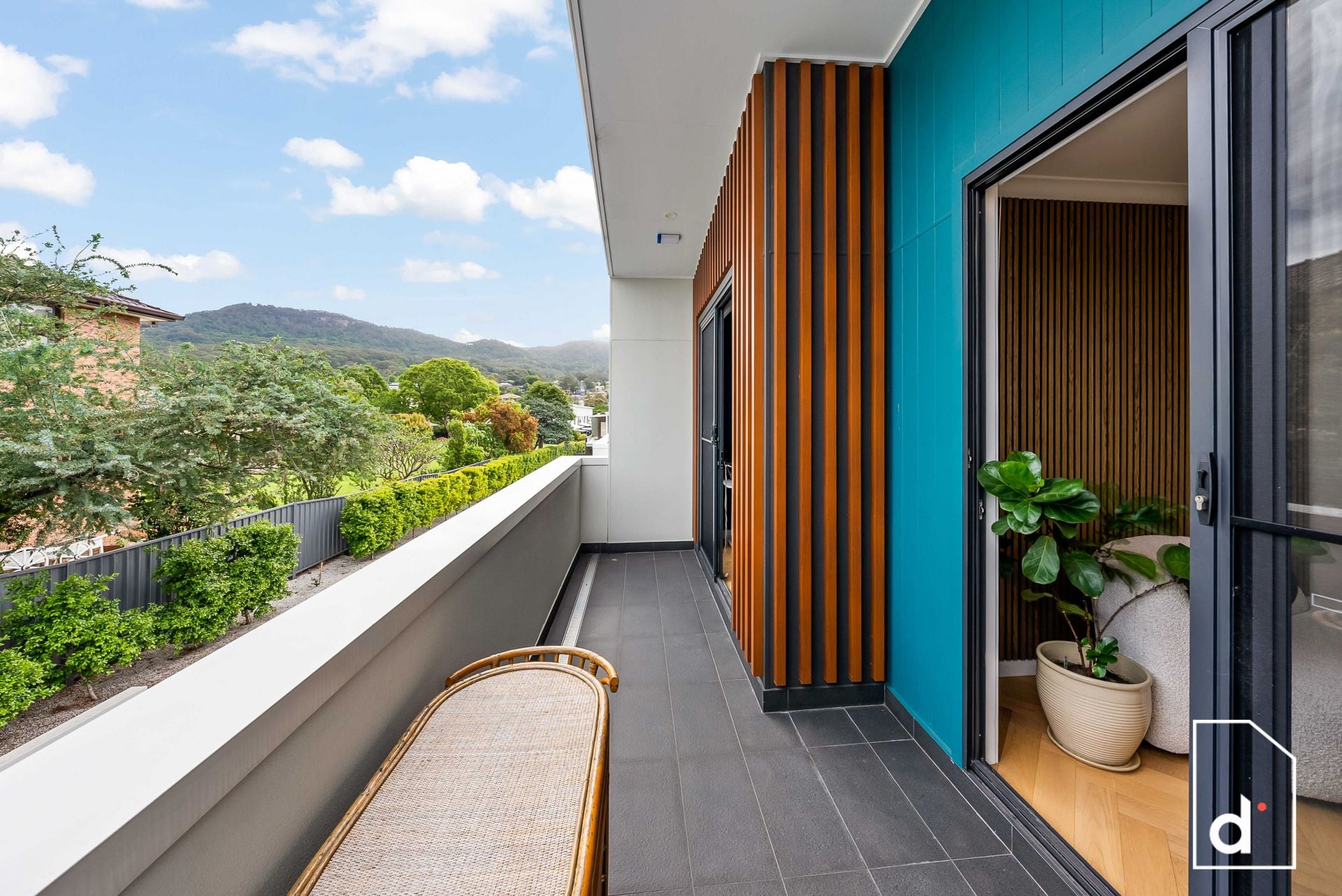 1/20 Russell Street, Balgownie NSW