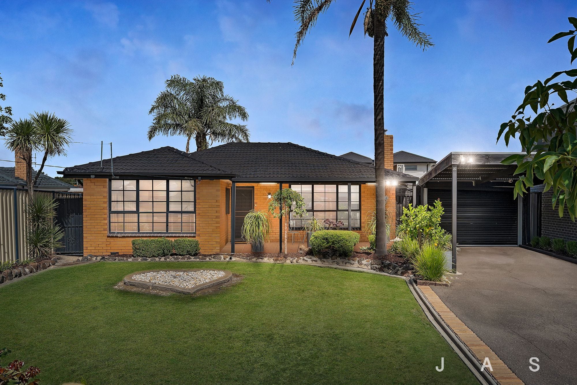 22 Neal Court Altona North VIC, Altona North - Thumbnail 2