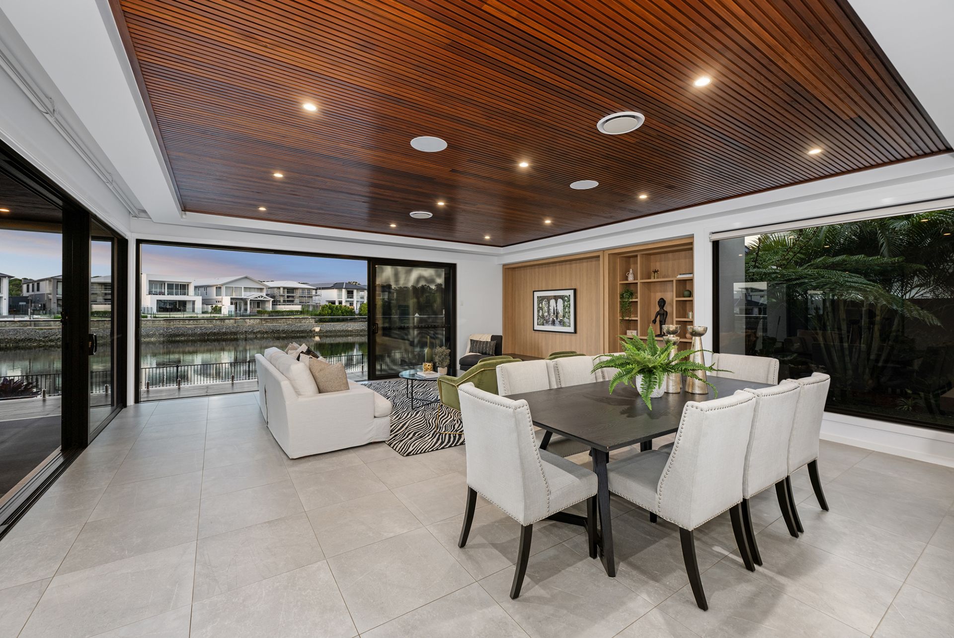 14-16 Northwater Drive, Hope Island - Thumbnail 4