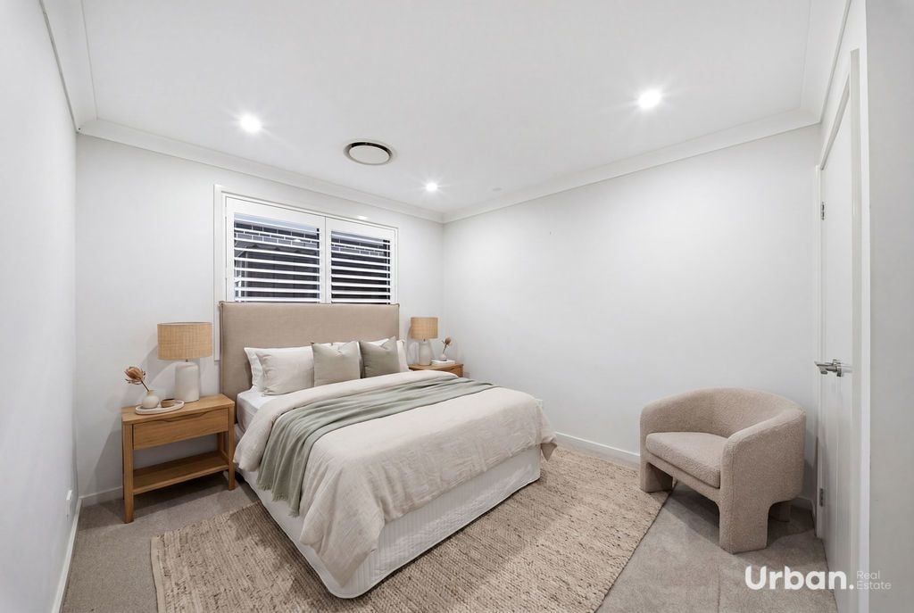 Oran Park 15 Matich Place