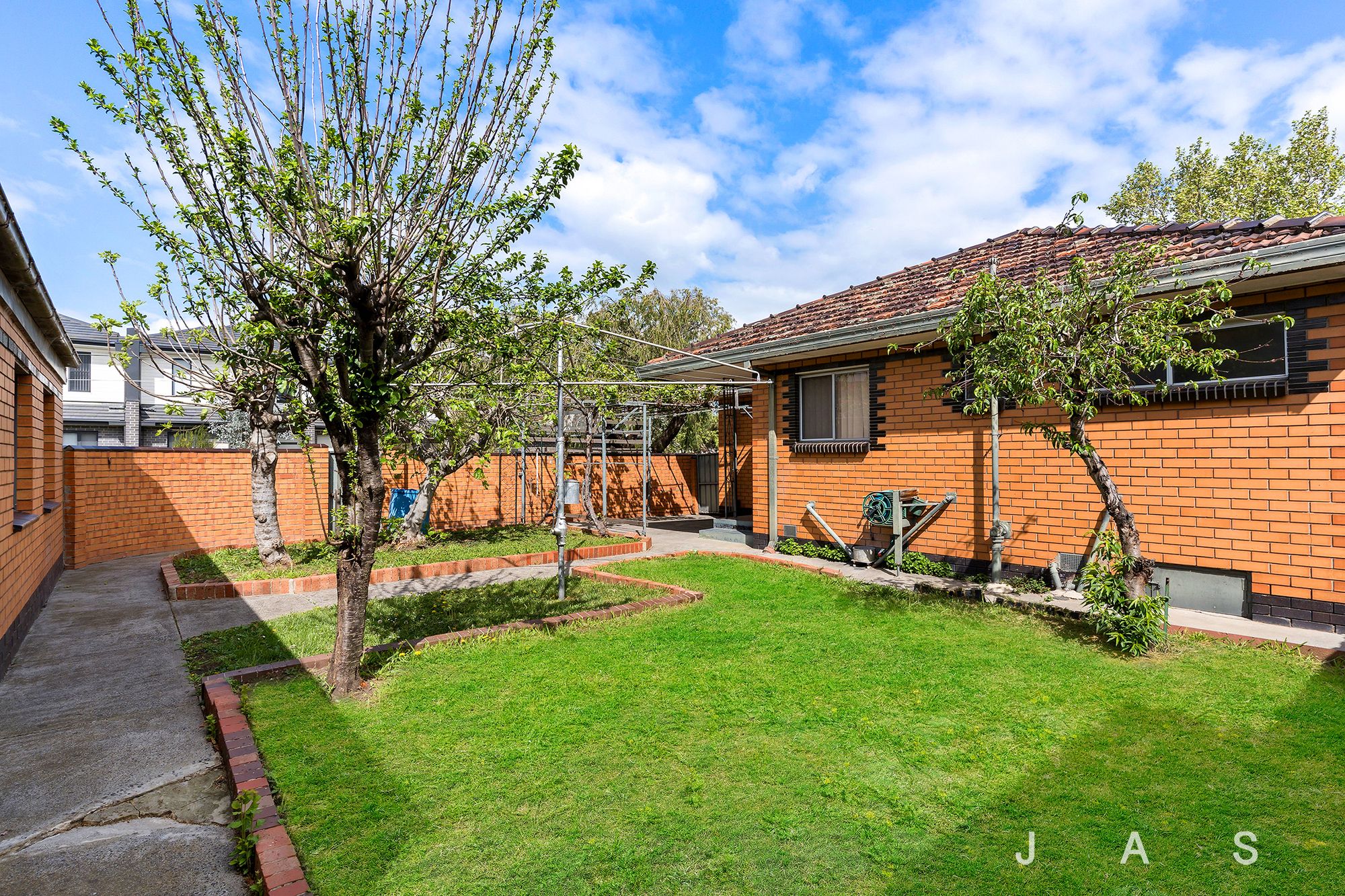 24 Ormond Road, West Footscray, West Footscray - Thumbnail 3