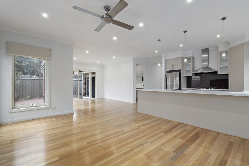 6 Newlyn Drive, Craigieburn