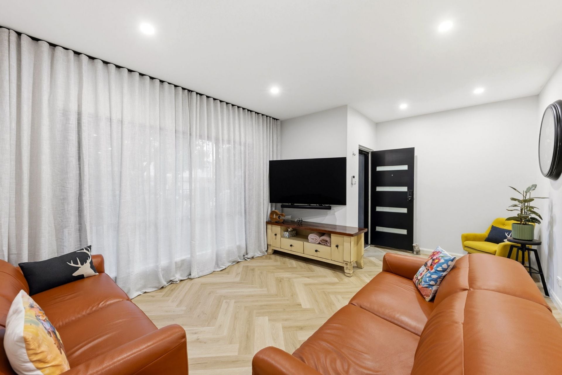 24 Kernick Way, Brompton, Brompton - Thumbnail 3