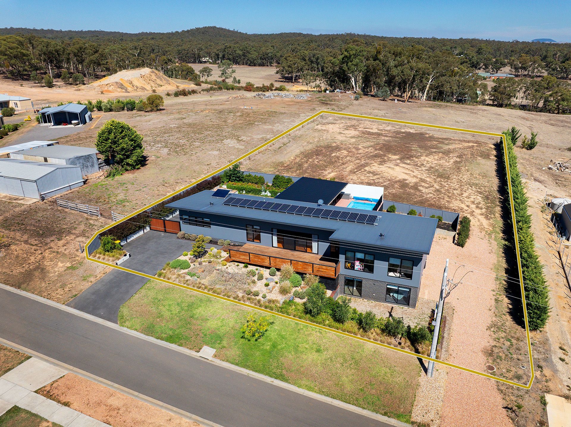 6 Captain Day Road, Campbells Creek - Thumbnail 3