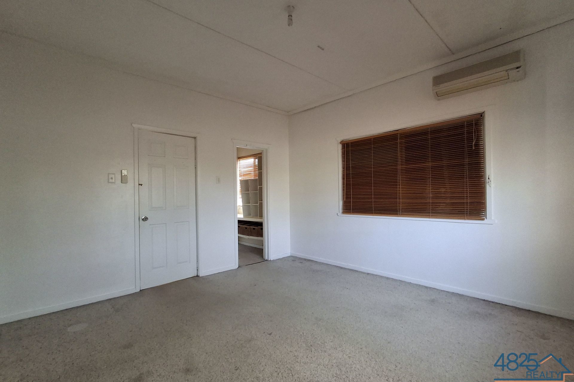 14 Joan Street Mount Isa QLD, Mount Isa City - Thumbnail 8