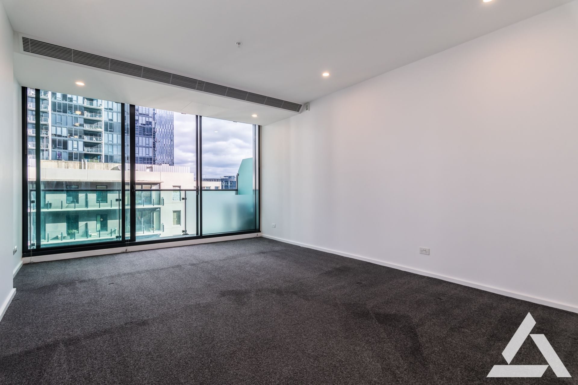 2514/151 City Road Southbank, Southbank - Thumbnail 2