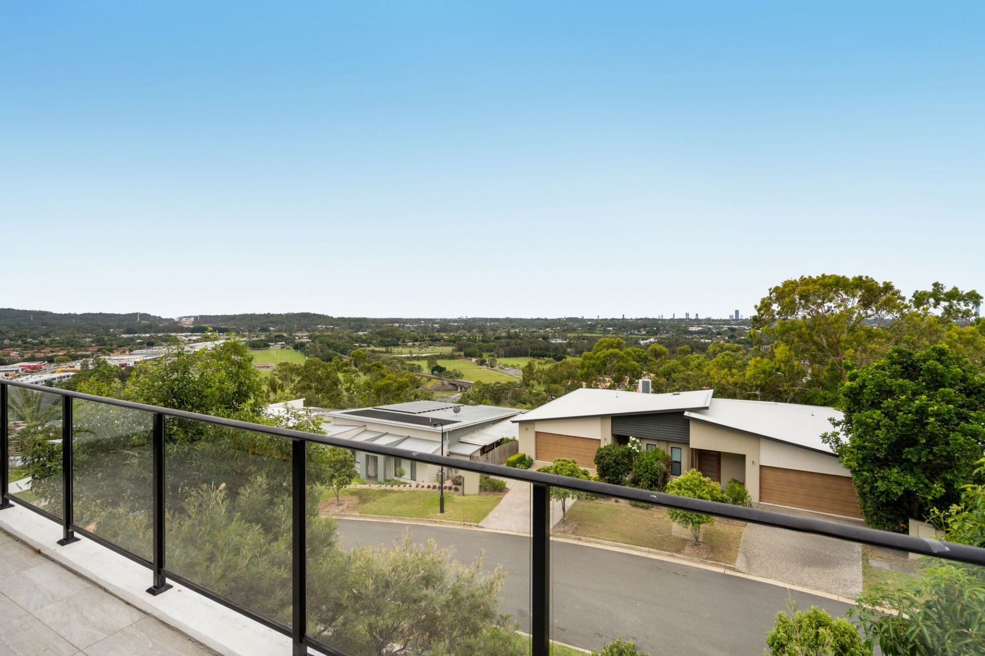 32/34 John Francis Drive, Carrara - Thumbnail 4