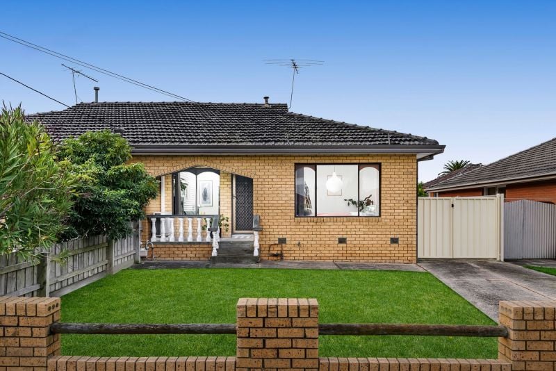 2/6 Hazel Avenue, Thomastown