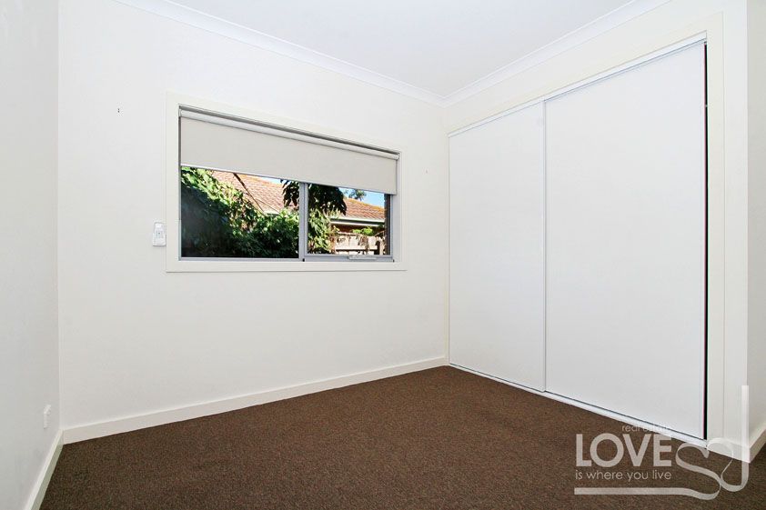 Modern Unit in Great Location!