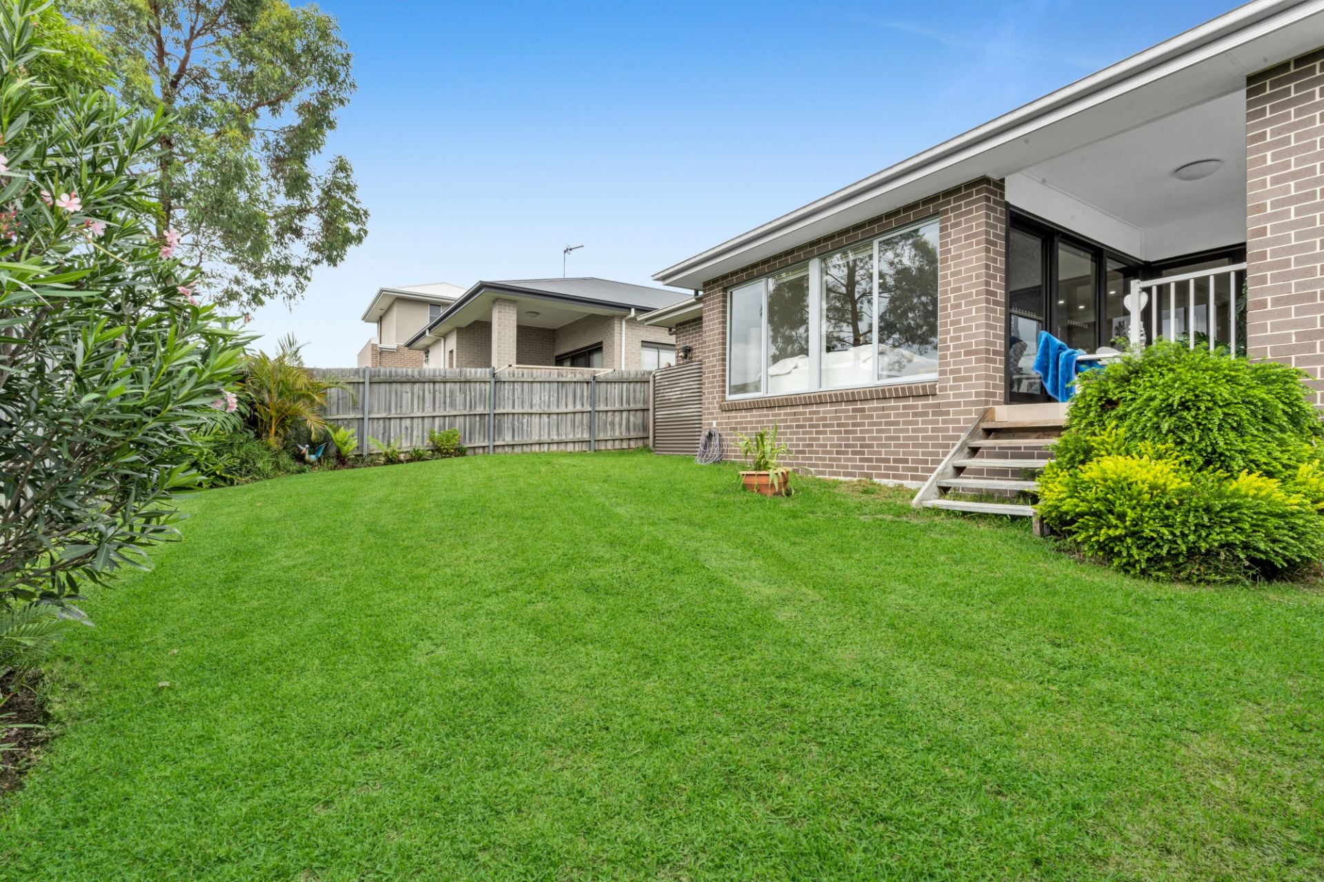 51 Bowerman Road, Elderslie, Elderslie - Thumbnail 2