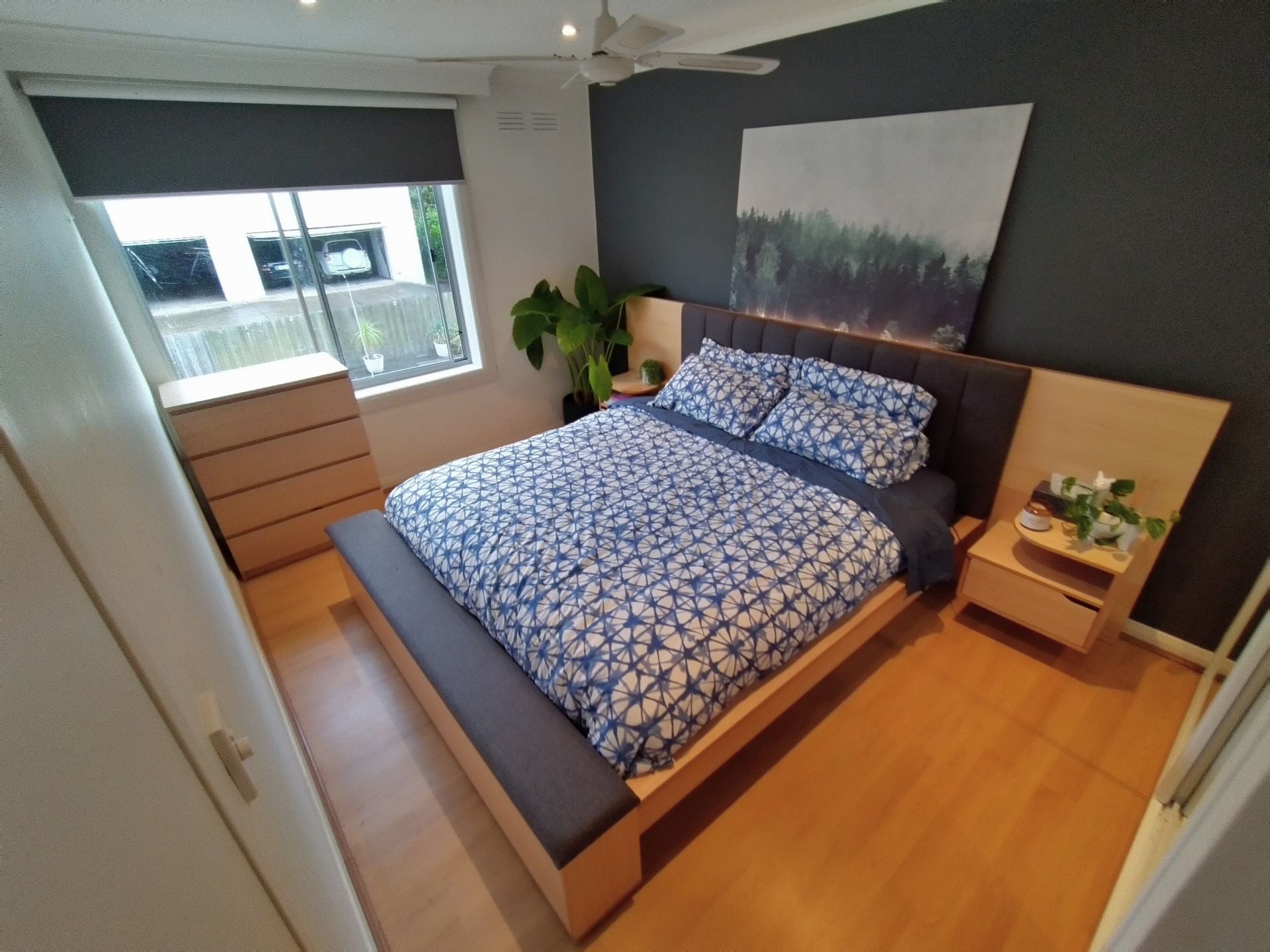 Spacious Top-Floor Apartment in Prime Westgarth Location