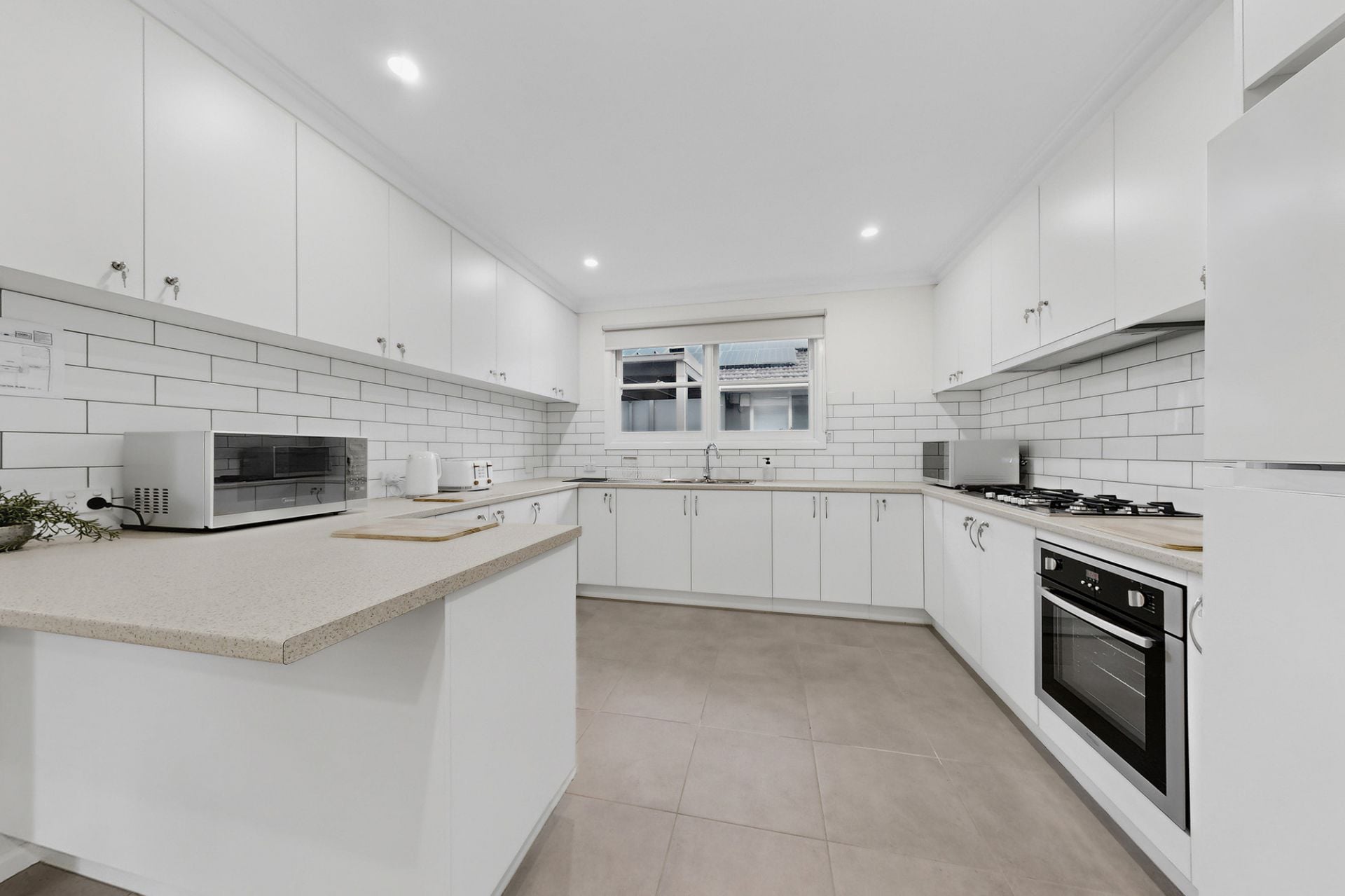 Room 7/56 Barter Crescent, Forest Hill - Thumbnail 4