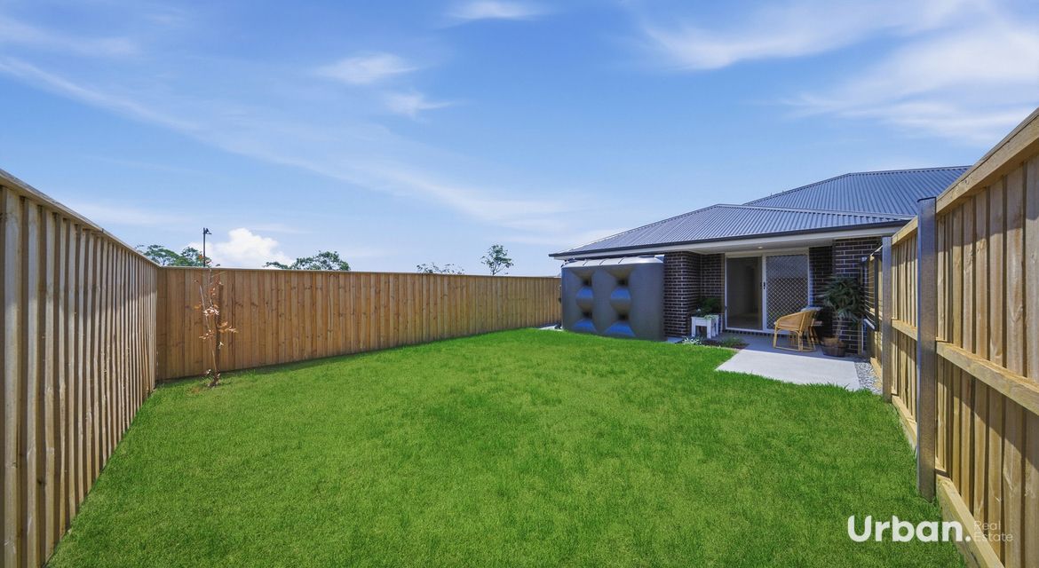 Chisholm 2/3 Aquata Street