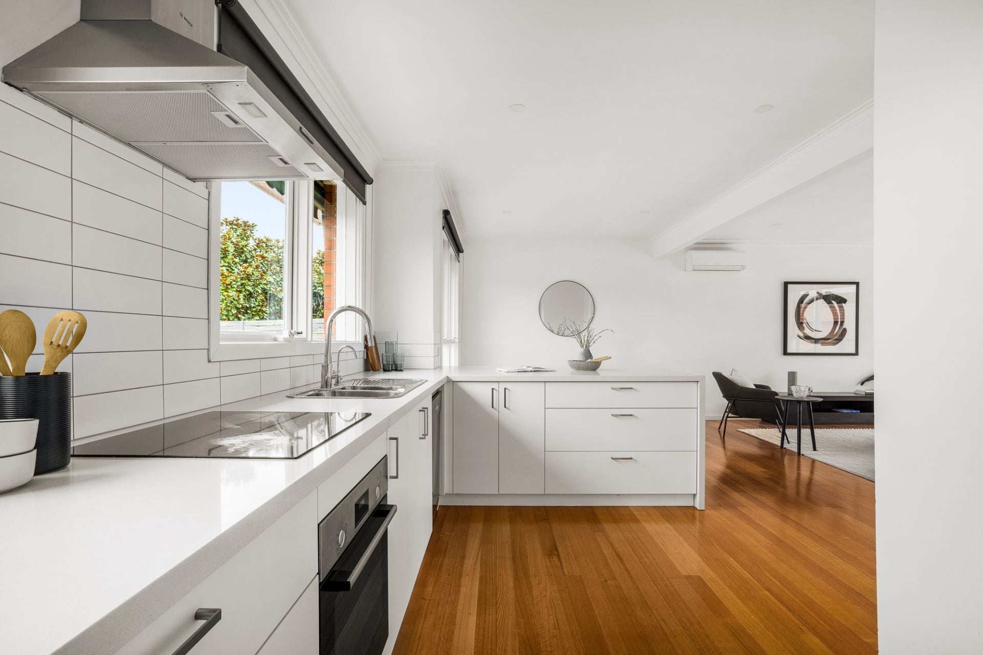 6/745 Hawthorn  Road, Brighton East, Brighton East - Thumbnail 2