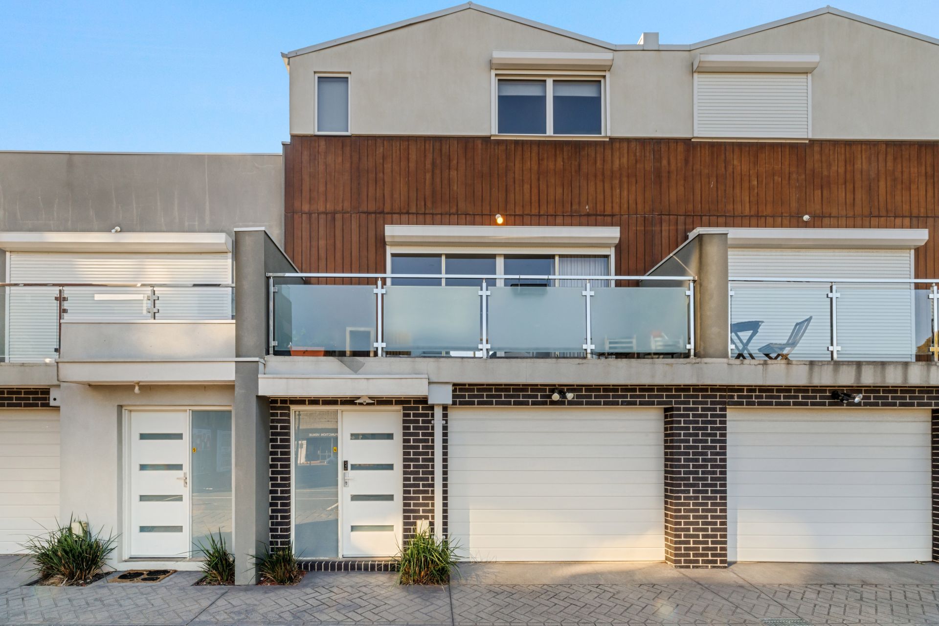 Welcome home to 4/127 Blyth Street.