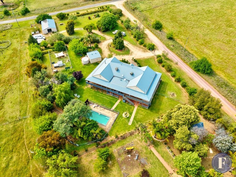 6 Campbells, Road, Young NSW, Road, Young - Thumbnail 3