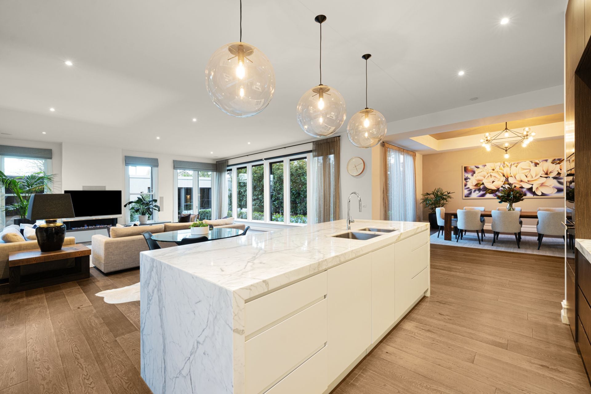 14 Stirling Street, Kew, Kew - Thumbnail 4