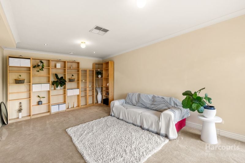 17 Carinya Boulevard, Burnside