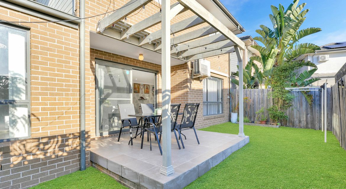 Bardia 64 Ingleburn Gardens Drive