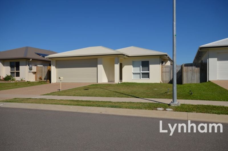 Modern Family Home in Mount Louisa