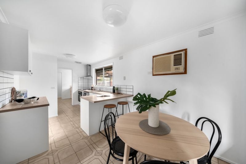 2 Glebe Place, Thomastown