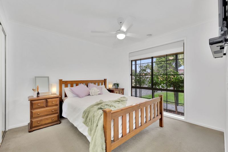 8 Magenta Court, Mill Park